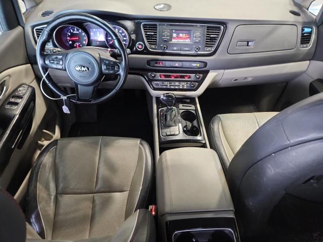 52999336 :رقم المزاد ، KNDMC5C14F6022292 vin ، 2015 Kia Sedona مزاد بيع