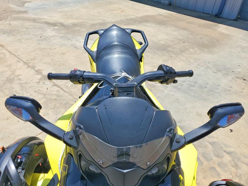 52271496 :رقم المزاد ، 2BXNABC16EV001211 vin ، 2014 Can-am Spyder Roadster مزاد بيع