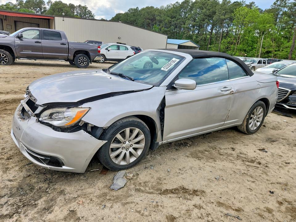 Продажа на аукционе авто 2012 Chrysler 200, vin: 1C3BCBEBXCN121975, номер лота: 53359106
