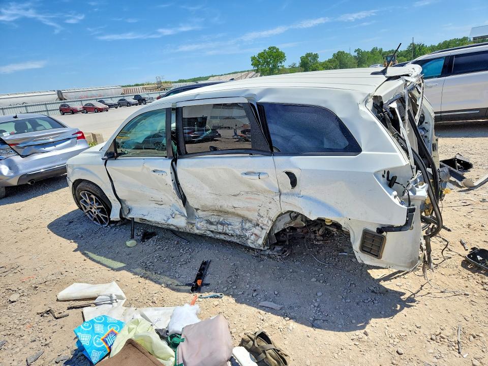 Продажа на аукционе авто 2018 Dodge Journey, vin: 3C4PDDEG0JT371681, номер лота: 52331716