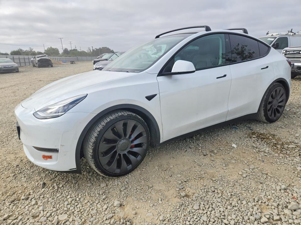 Продажа на аукционе авто 2020 Tesla Model Y, vin: 5YJYGDEF9LF003388, номер лота: 52267736