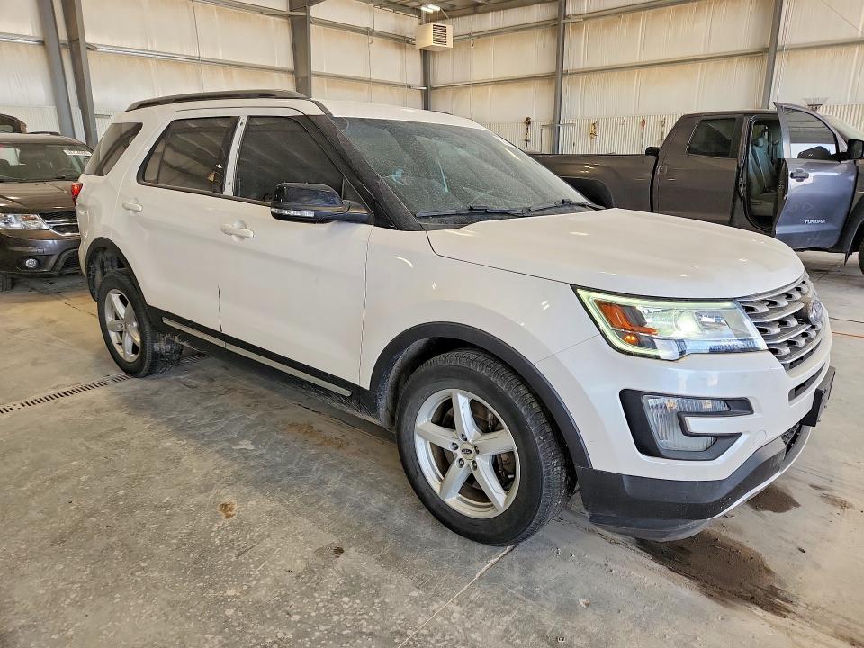 52323626 :رقم المزاد ، 1FM5K8DH6HGA75587 vin ، 2017 Ford Explorer مزاد بيع