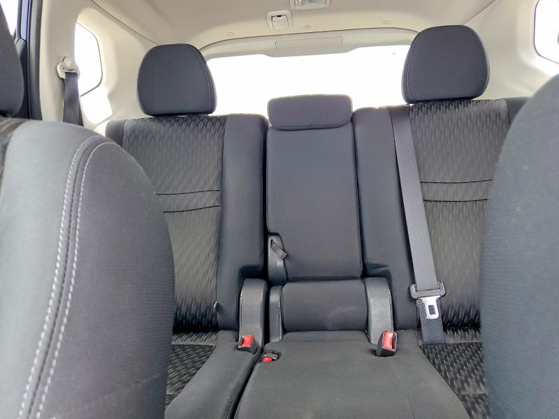 Продаж на аукціоні авто 2018 Nissan Rogue, vin: KNMAT2MV8JP540668, номер лоту: 53611526