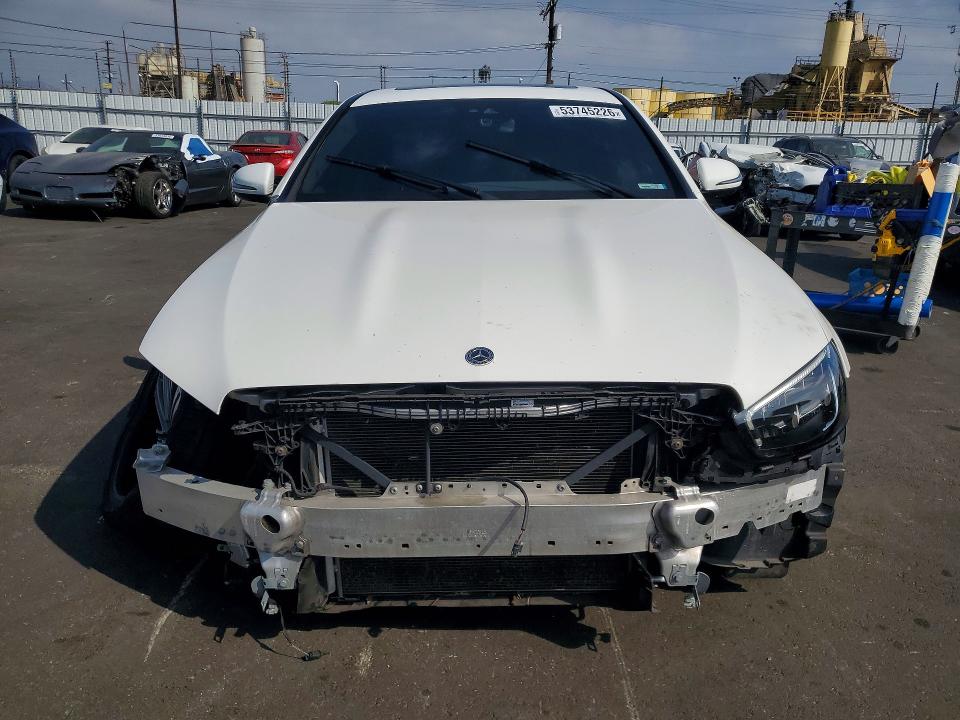 Aukcja sprzedaży 2022 Mercedes-benz E, vin: W1KZF8DB1NB025989, numer aukcji: 53745226