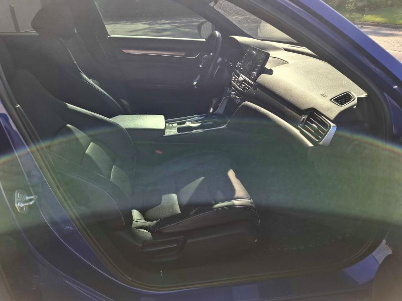 2018 Honda Accord მანქანა იყიდება აუქციონზე, vin: 1HGCV1F37JA811183, აუქციონის ნომერი: 55829206