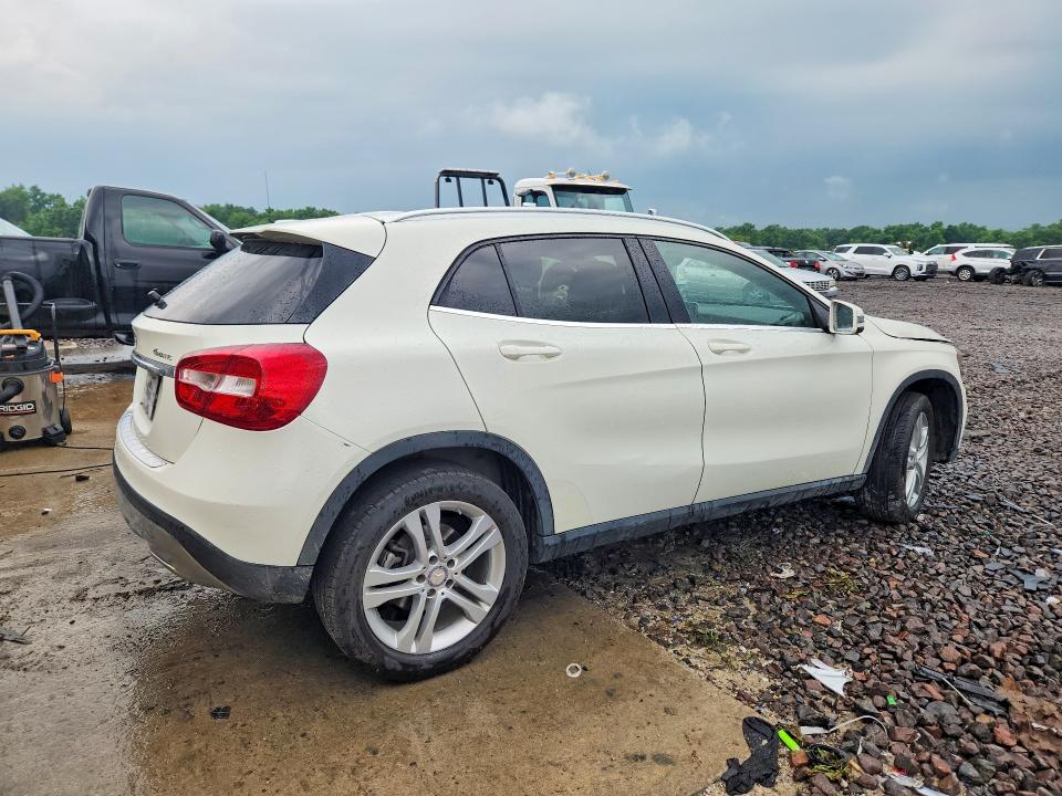 2015 Mercedes-benz Gla მანქანა იყიდება აუქციონზე, vin: WDCTG4GB4FJ170785, აუქციონის ნომერი: 55313726
