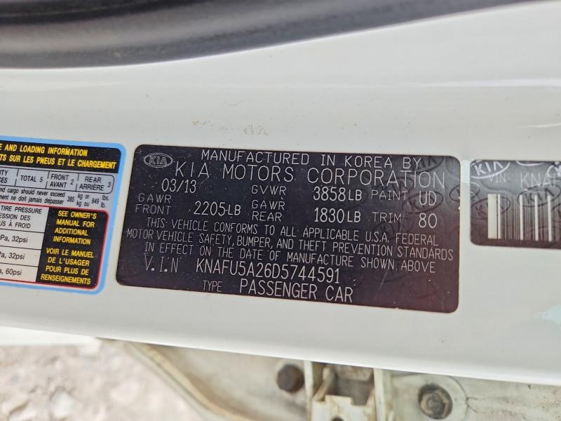 54497106 :رقم المزاد ، KNAFU5A26D5744591 vin ، 2013 Kia Forte مزاد بيع
