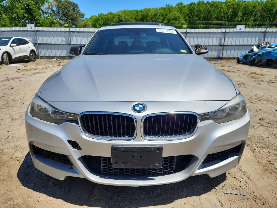 53376006 :رقم المزاد ، WBA3A5C51DF356004 vin ، 2013 Bmw 328 مزاد بيع