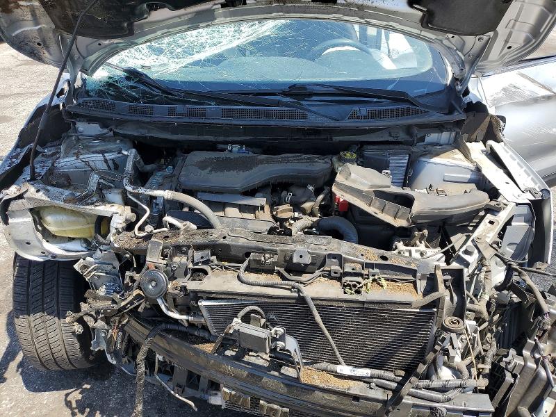 51864986 :رقم المزاد ، JN1BJ1AV0MW305462 vin ، 2021 Nissan Rogue Sport مزاد بيع
