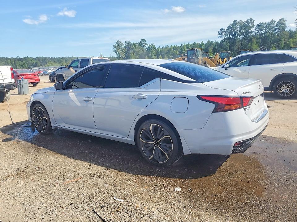 54250456 :رقم المزاد ، 1N4BL4CV1PN398420 vin ، 2023 Nissan Altima مزاد بيع