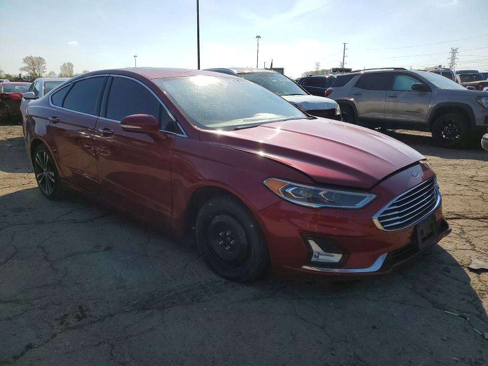 52834356 :رقم المزاد ، 3FA6P0D9XKR184662 vin ، 2019 Ford Fusion مزاد بيع