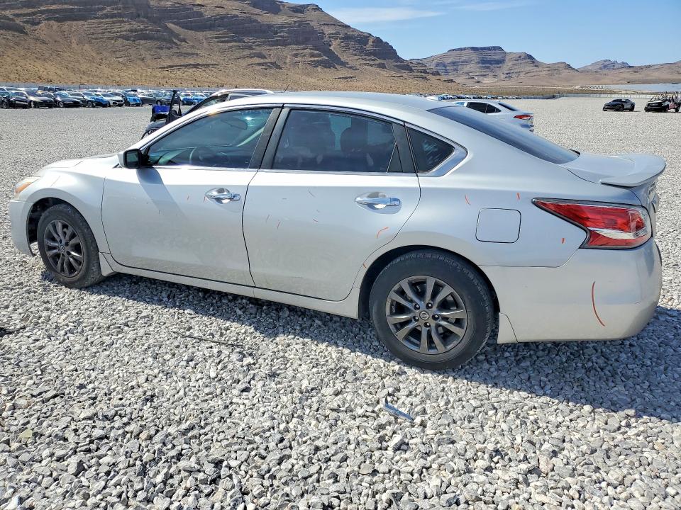 2015 Nissan Altima მანქანა იყიდება აუქციონზე, vin: 1N4AL3APXFC578838, აუქციონის ნომერი: 54703446