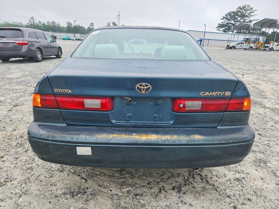 54879076 :رقم المزاد ، JT2BG22K9W0137373 vin ، 1998 Toyota Camry مزاد بيع