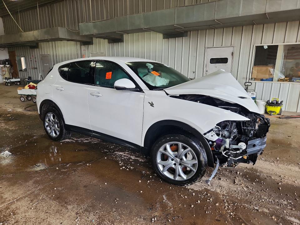 2024 Dodge Hornet მანქანა იყიდება აუქციონზე, vin: ZACPDFCW9R3A29162, აუქციონის ნომერი: 54397726