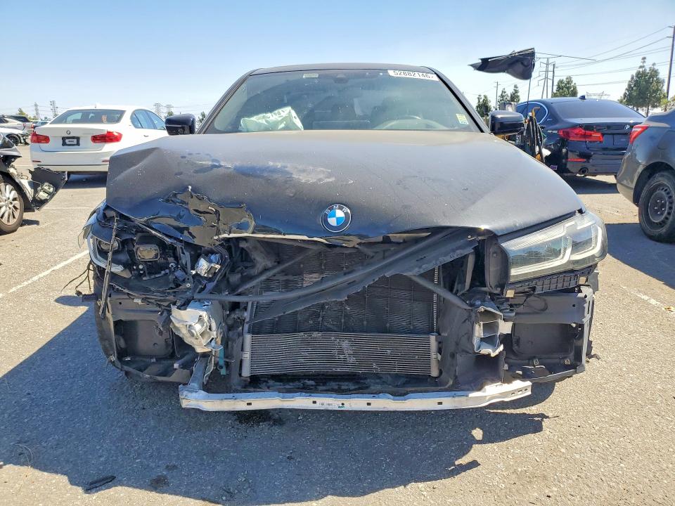 52882146 :رقم المزاد ، WBA53BH07NCJ30003 vin ، 2022 Bmw 530 مزاد بيع