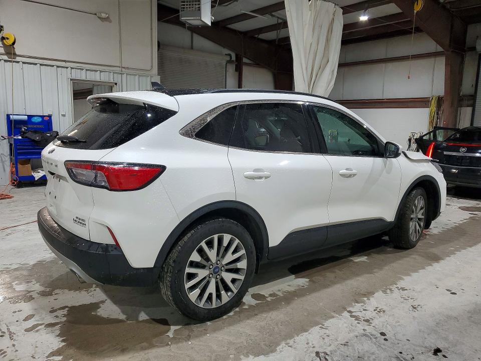 Продажа на аукционе авто 2022 Ford Escape, vin: 1FMCU9J96NUA68379, номер лота: 53022556