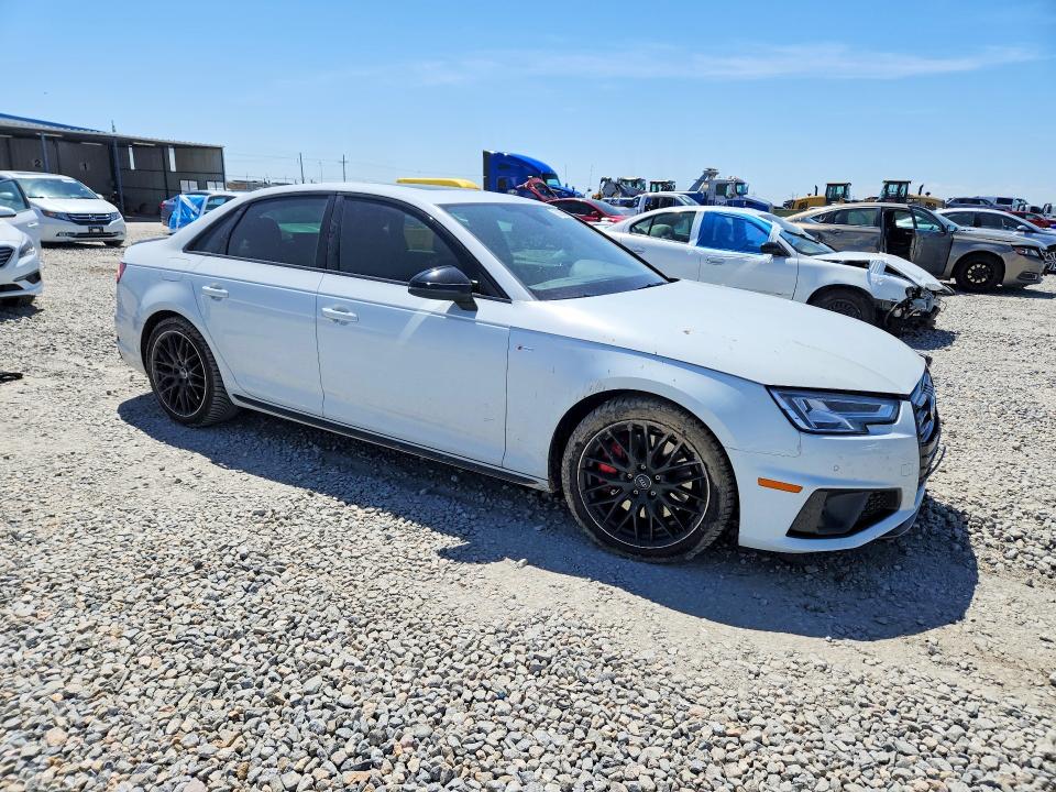 Продаж на аукціоні авто 2019 Audi A4, vin: WAUENAF46KA109404, номер лоту: 53053916