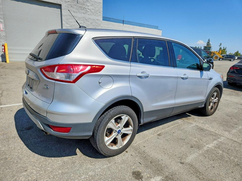 54709206 :رقم المزاد ، 1FMCU9GX2DUD51625 vin ، 2013 Ford Escape مزاد بيع