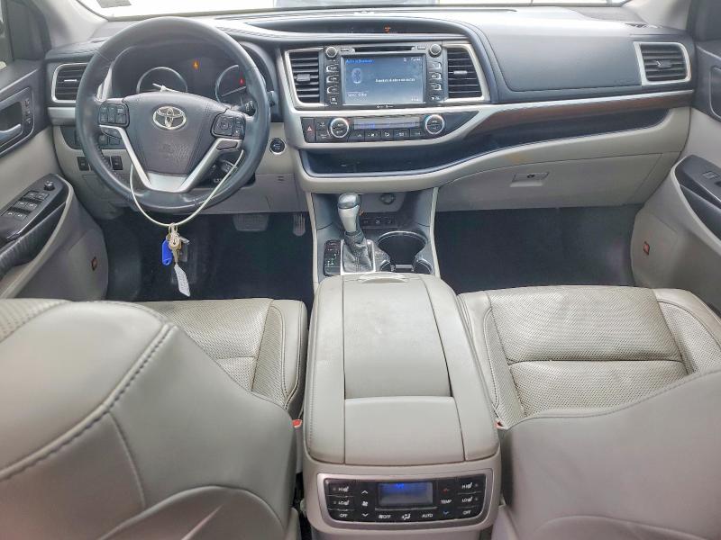 2015 Toyota Highlander მანქანა იყიდება აუქციონზე, vin: 5TDDKRFH7FS182606, აუქციონის ნომერი: 53170716