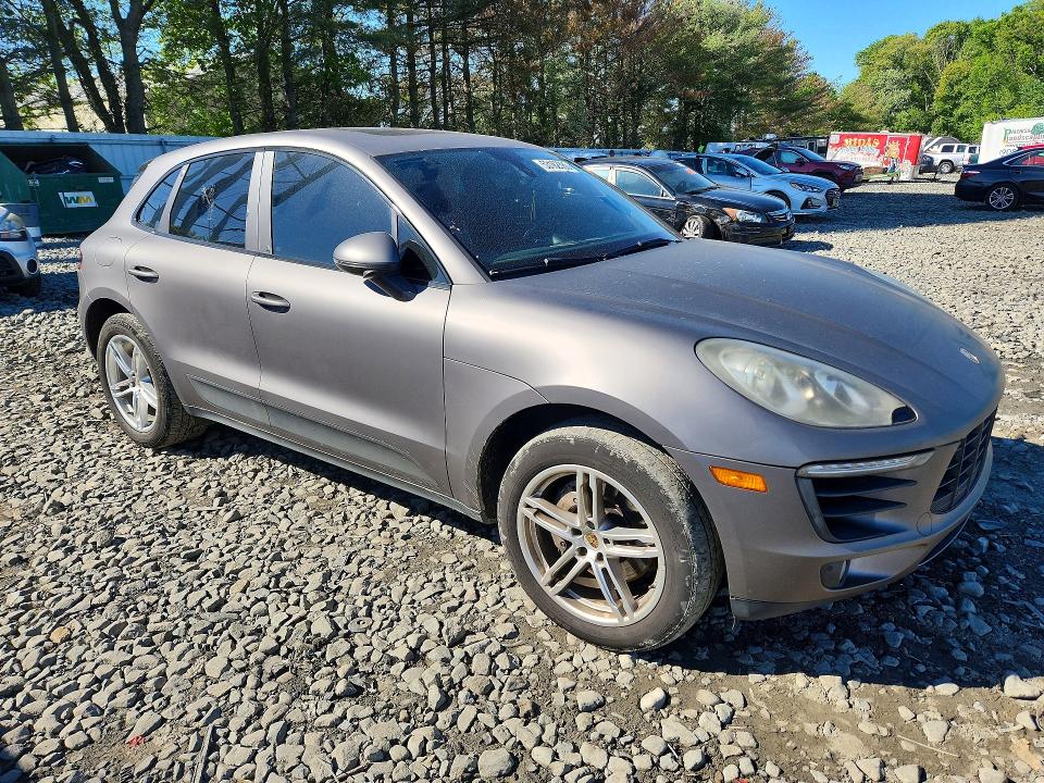 53162386 :رقم المزاد ، WP1AB2A51FLB60141 vin ، 2015 Porsche Macan مزاد بيع