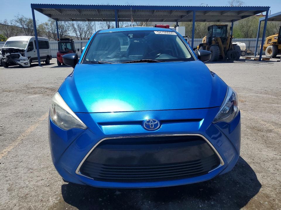 54700606 :رقم المزاد ، 3MYDLBYVXJY302411 vin ، 2018 Toyota Yaris Ia مزاد بيع