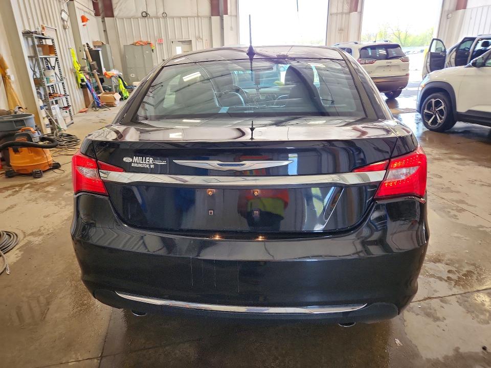 Продаж на аукціоні авто 2014 Chrysler 200, vin: 1C3CCBCG8EN125495, номер лоту: 52167576