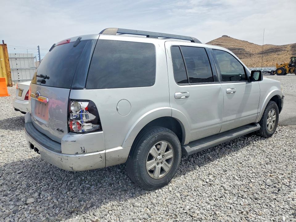 52205876 :رقم المزاد ، 1FMEU73E39UA11019 vin ، 2009 Ford Explorer مزاد بيع