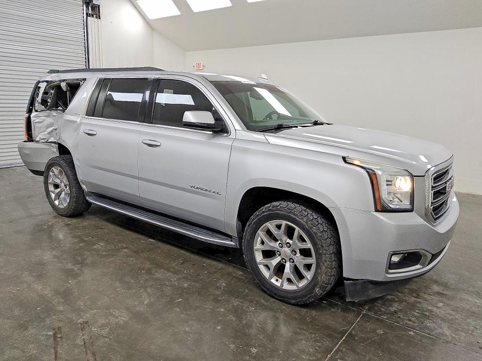 51653206 :رقم المزاد ، 1GKS1GKC7FR681367 vin ، 2015 Gmc Yukon Xl مزاد بيع