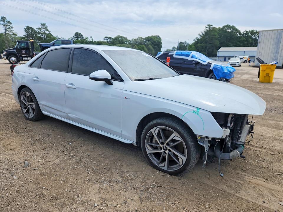 Продажа на аукционе авто 2021 Audi A4, vin: WAUEAAF42MN011140, номер лота: 53943196