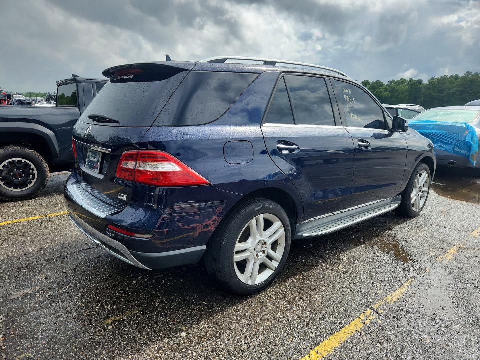 55214886 :رقم المزاد ، 4JGDA5JB1FA498574 vin ، 2015 Mercedes-benz Ml مزاد بيع