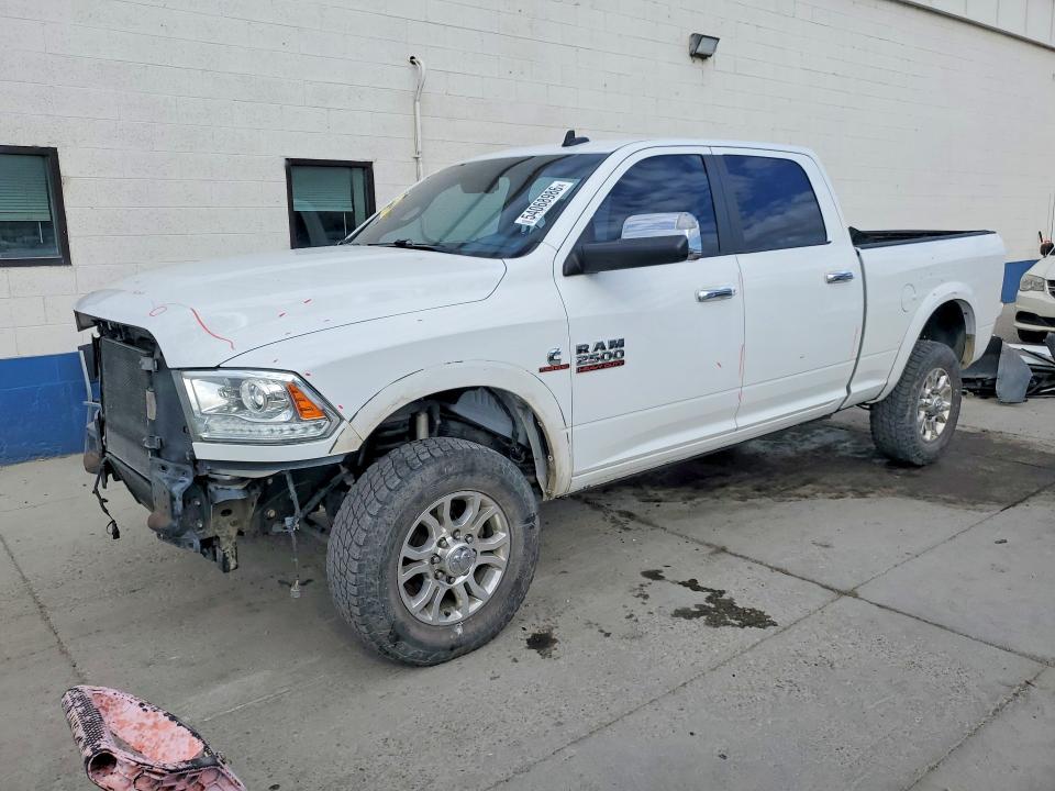 54068986 :رقم المزاد ، 3C6UR5FL3HG702270 vin ، 2017 Ram 2500 مزاد بيع