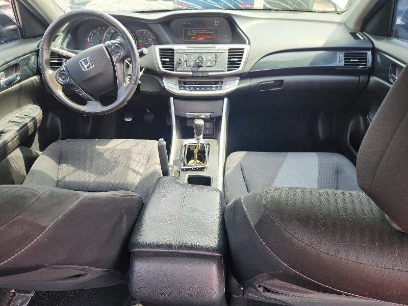 52120096 :رقم المزاد ، 1HGCR2E54FA019304 vin ، 2015 Honda Accord مزاد بيع