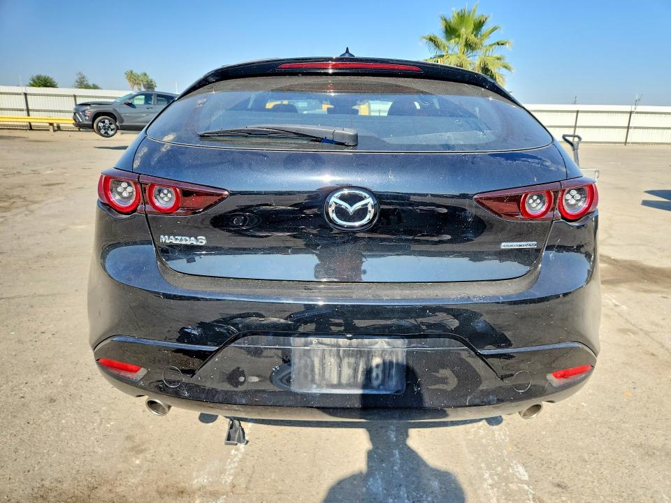 Продажа на аукционе авто 2019 Mazda 3, vin: JM1BPANMXK1141936, номер лота: 52683856