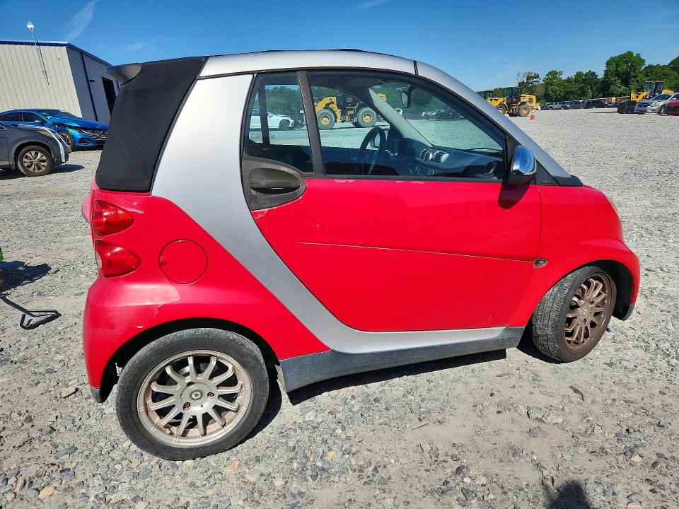 2011 Smart Fortwo მანქანა იყიდება აუქციონზე, vin: WMEEK3BA9BK424759, აუქციონის ნომერი: 52227916