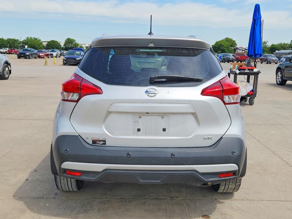 52192586 :رقم المزاد ، 3N1CP5DV9LL507839 vin ، 2020 Nissan Kicks مزاد بيع