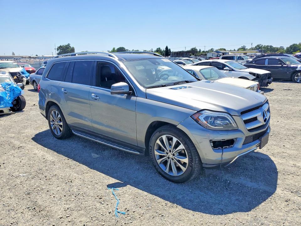 53554346 :رقم المزاد ، 4JGDF6EE1FA511044 vin ، 2015 Mercedes-benz Gl مزاد بيع