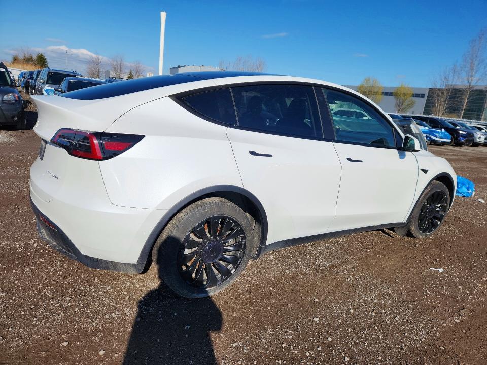 51640206 :رقم المزاد ، 7SAYGDEE2PF584376 vin ، 2023 Tesla Model Y مزاد بيع