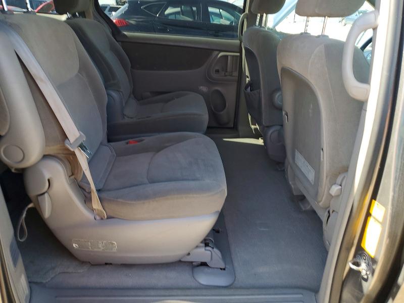 2004 Toyota Sienna მანქანა იყიდება აუქციონზე, vin: 5TDZA23C24S079468, აუქციონის ნომერი: 53451146