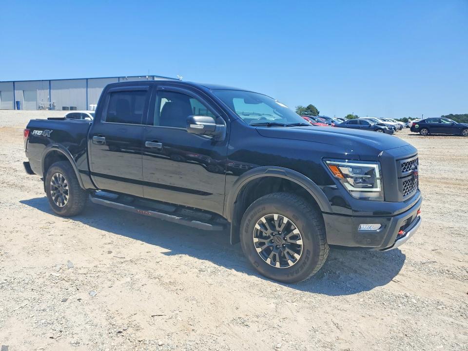53251746 :رقم المزاد ، 1N6AA1ED5RN111045 vin ، 2024 Nissan Titan مزاد بيع
