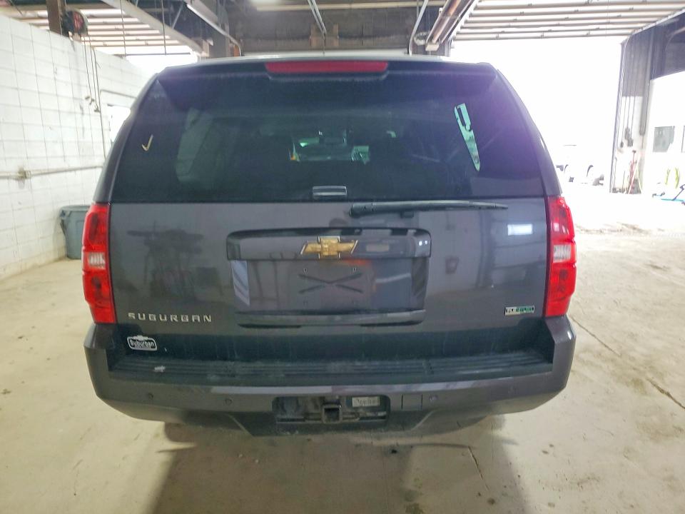 48861146 :رقم المزاد ، 1GNUKJE38AR231219 vin ، 2010 Chevrolet Suburban مزاد بيع