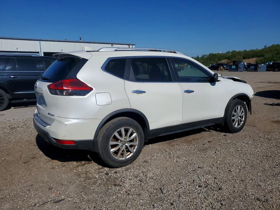 Продажа на аукционе авто 2017 Nissan Rogue, vin: KNMAT2MV4HP608880, номер лота: 53106486