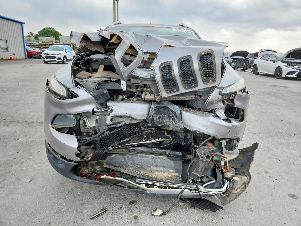 52967956 :رقم المزاد ، 1C4PJMDB1EW245862 vin ، 2014 Jeep Cherokee مزاد بيع