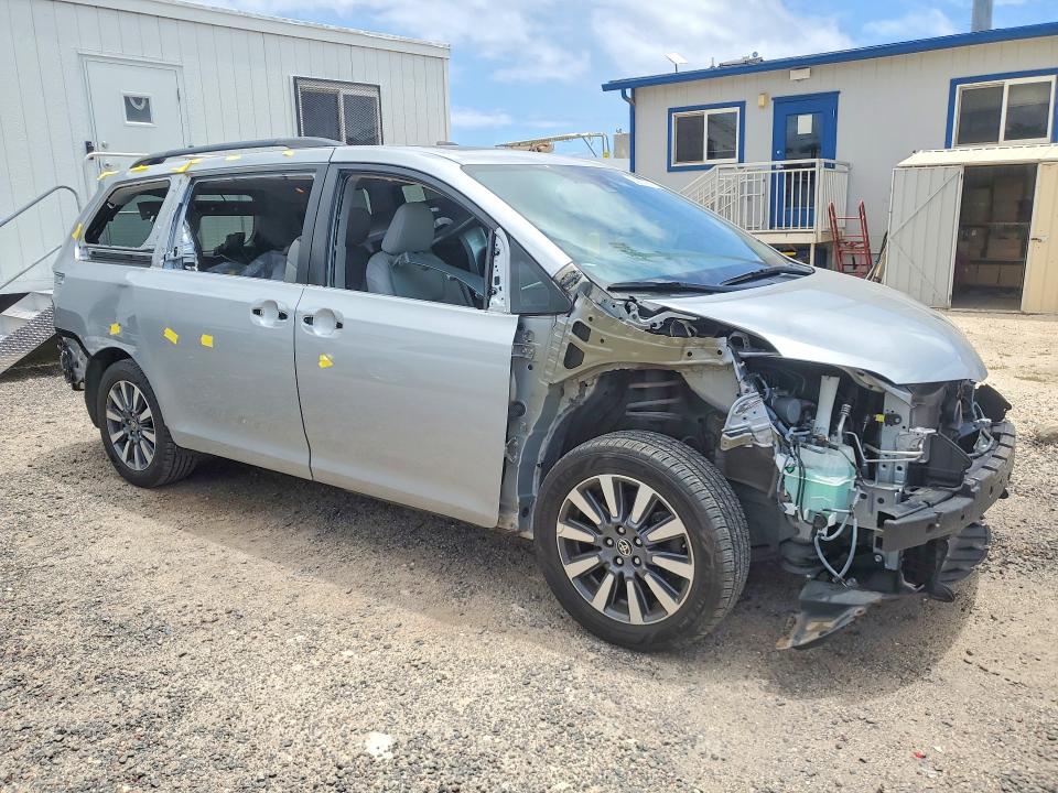2020 Toyota Sienna მანქანა იყიდება აუქციონზე, vin: 5TDYZ3DC9LS076509, აუქციონის ნომერი: 53821866