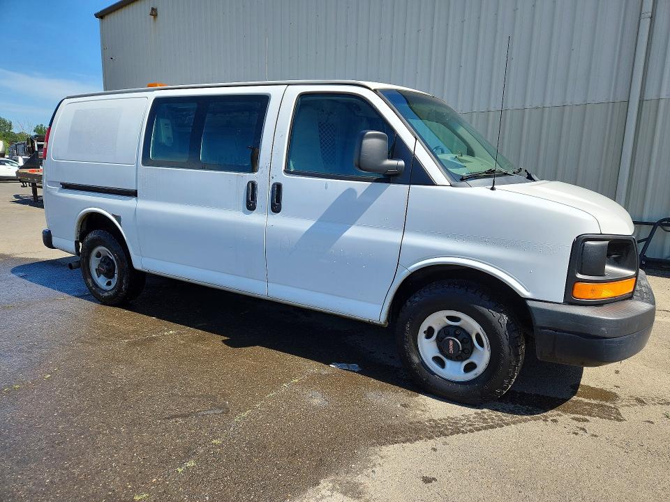 55344976 :رقم المزاد ، 1GTZGFBA7A1160643 vin ، 2010 Gmc Savana مزاد بيع