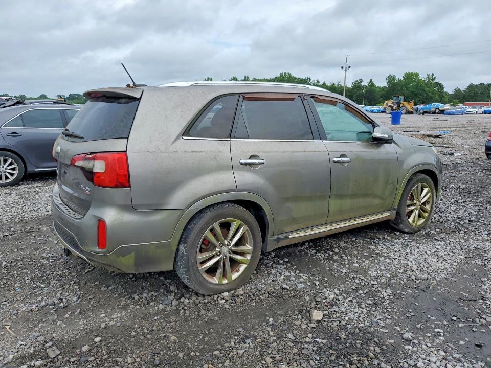 55242286 :رقم المزاد ، 5XYKW4A72EG472051 vin ، 2014 Kia Sorento مزاد بيع