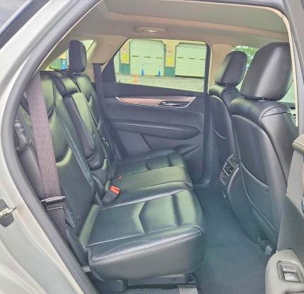 2017 Cadillac Xt5 მანქანა იყიდება აუქციონზე, vin: 1GYKNBRS1HZ263576, აუქციონის ნომერი: 53996206