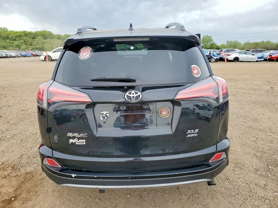 2017 Toyota Rav4 მანქანა იყიდება აუქციონზე, vin: 2T3RFREV6HW624004, აუქციონის ნომერი: 53221766