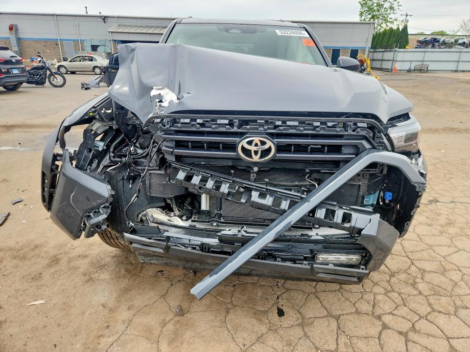 53226096 :رقم المزاد ، JTEVA5BR5S5067822 vin ، 2025 Toyota 4runner مزاد بيع