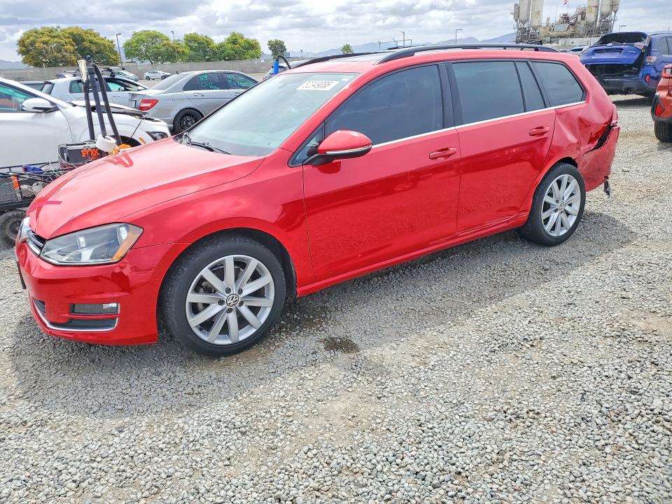 52349086 :رقم المزاد ، 3VWCA7AU4FM517275 vin ، 2015 Volkswagen Golf Sportwagen مزاد بيع