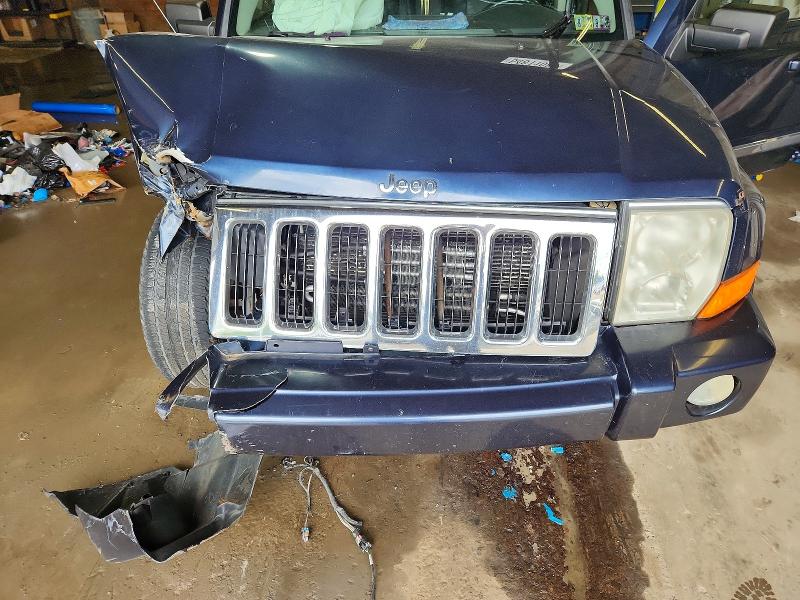 2010 Jeep Commander მანქანა იყიდება აუქციონზე, vin: 1J4RG4GK6AC106867, აუქციონის ნომერი: 54811086